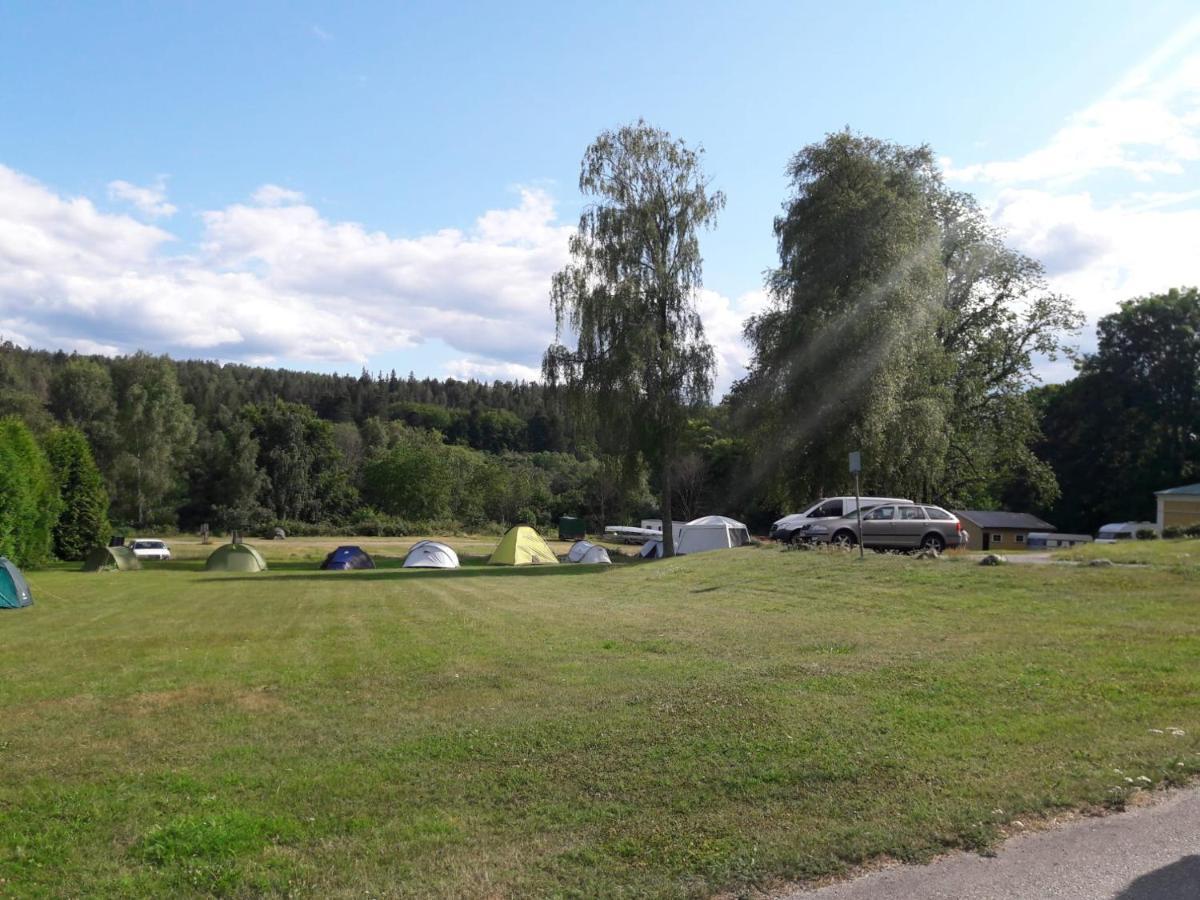 Vargon Hunnebergs Gard Hostel & Camping מראה חיצוני תמונה