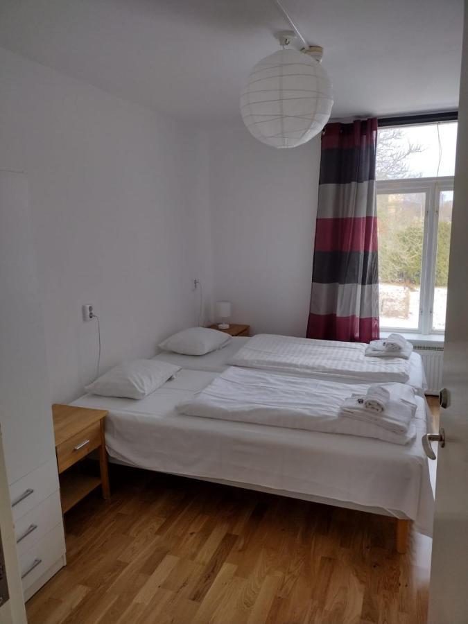 Vargon Hunnebergs Gard Hostel & Camping מראה חיצוני תמונה